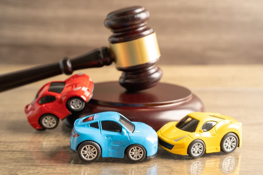 When To Hire An Attorney After A Car Accident - DJC Law Attorneys